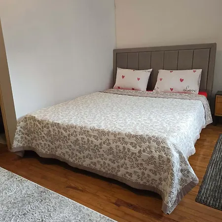 Quite Double Bed